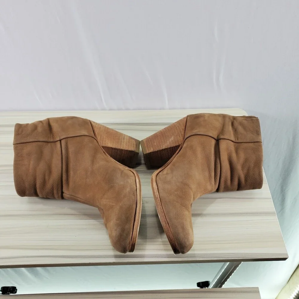 EU 40 US 10 Rag & Bone Matte Pebble Grain Tan Sand Camel Zip Bootie Newbury